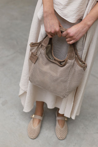 Bolsa Lioraen cor taupe