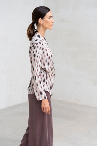 TOP ESTAMPADA CRUZADA LAZO BEIGE-CRUDO