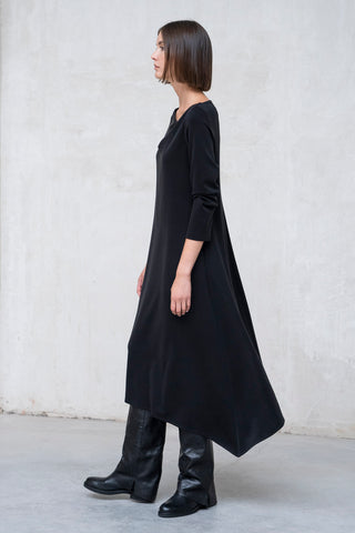 VESTIDO ESCOTE ASIMÉTRICO NEGRO