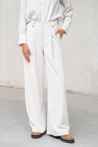 PANTALÓN ANCHO PANA PLIEGUE BLANCO