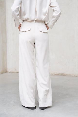 PANTALÓN ANCHO PANA PLIEGUE BLANCO