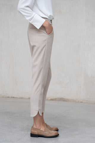 PANTALON SEMIRRECTO BAJO ABIERTO BEIGE