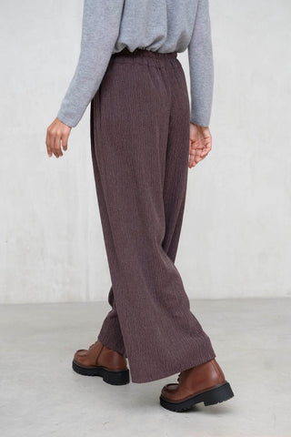 PANTALON DOBLE BOTON CRUZADO MARRON