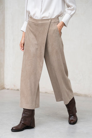 PANTALON CRUZADO BEIGE