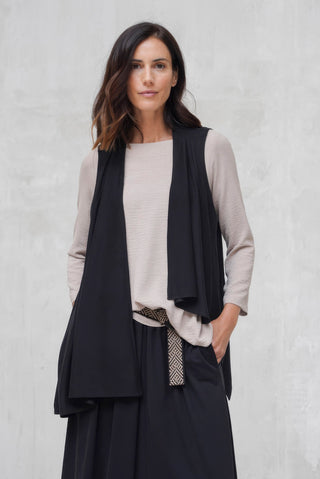 CHALECO PUNTO ASIMÉTRICO NEGRO