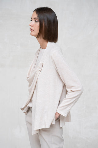 CHAQUETA PUNTO ASIMÉTRICO HUESO 