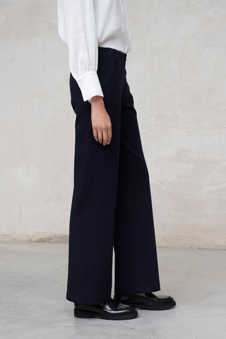 PANTALÓN RECTO LARGO AZUL MARINO