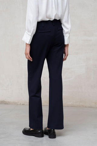 PANTALÓN RECTO LARGO AZUL MARINO