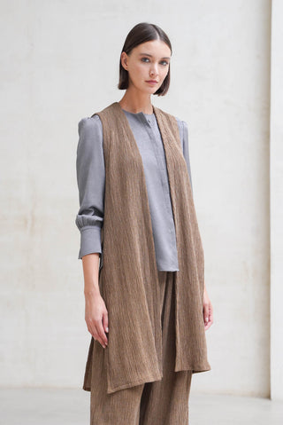 CHALECO LARGO PIEZAS LATERAL CAMEL