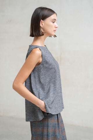 TOP TIRANTES GRIS