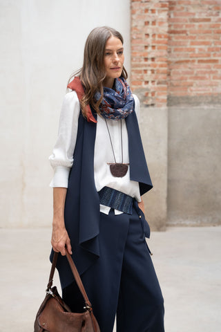 CHALECO ASIMÉTRICO MARINO