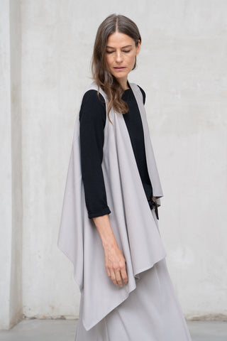 CHALECO PUNTO ASIMÉTRICO HUESO