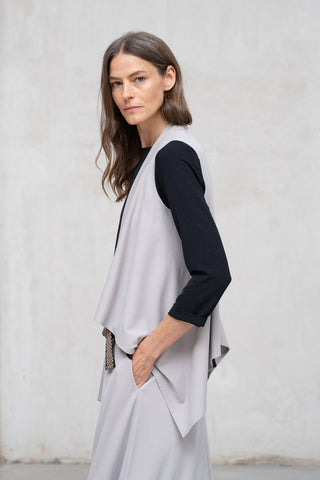 CHALECO PUNTO ASIMÉTRICO HUESO