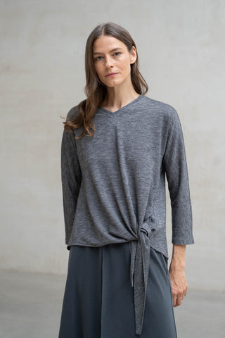 JERSEY ANCONA CUELLO PICO LAZADA GRIS MEDIO