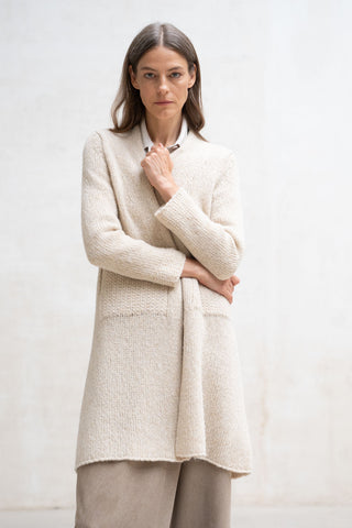 CHAQUETA LARGA CON BOLSILLOS BEIGE