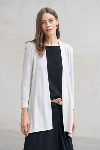 CHAQUETA PUNTO ORSANA PICO ASIMÉTRICA HUESO