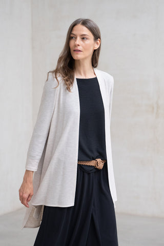 CHAQUETA PUNTO ORSANA PICO ASIMÉTRICA HUESO