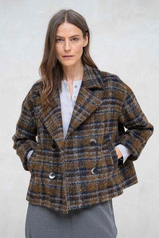 ABRIGO AREZZO CORTO SOLAPAS CUADROS MOSTAZA