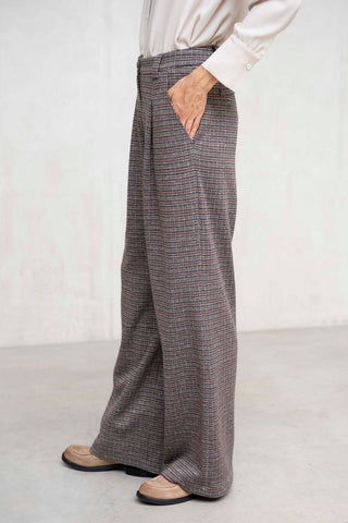 PANTALÓN VERONA ANZCHO PINZA CUADROS BURDEOS