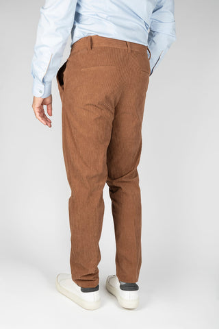 PANTALON HOMBRE MARRON