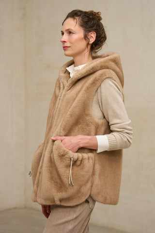 Maury beige vest