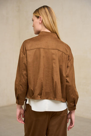 Cazadora Zuri de antelina camel