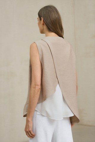Freja stone vest
